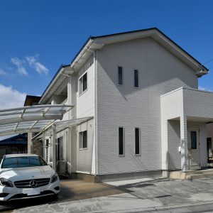 長野市柳原　新築　白い家